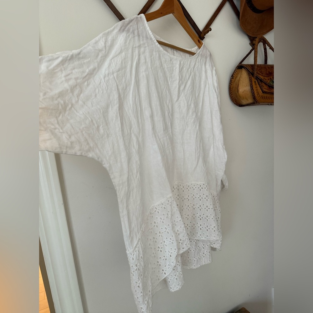 Relaxed White Eyelet-Hem Tunic Top